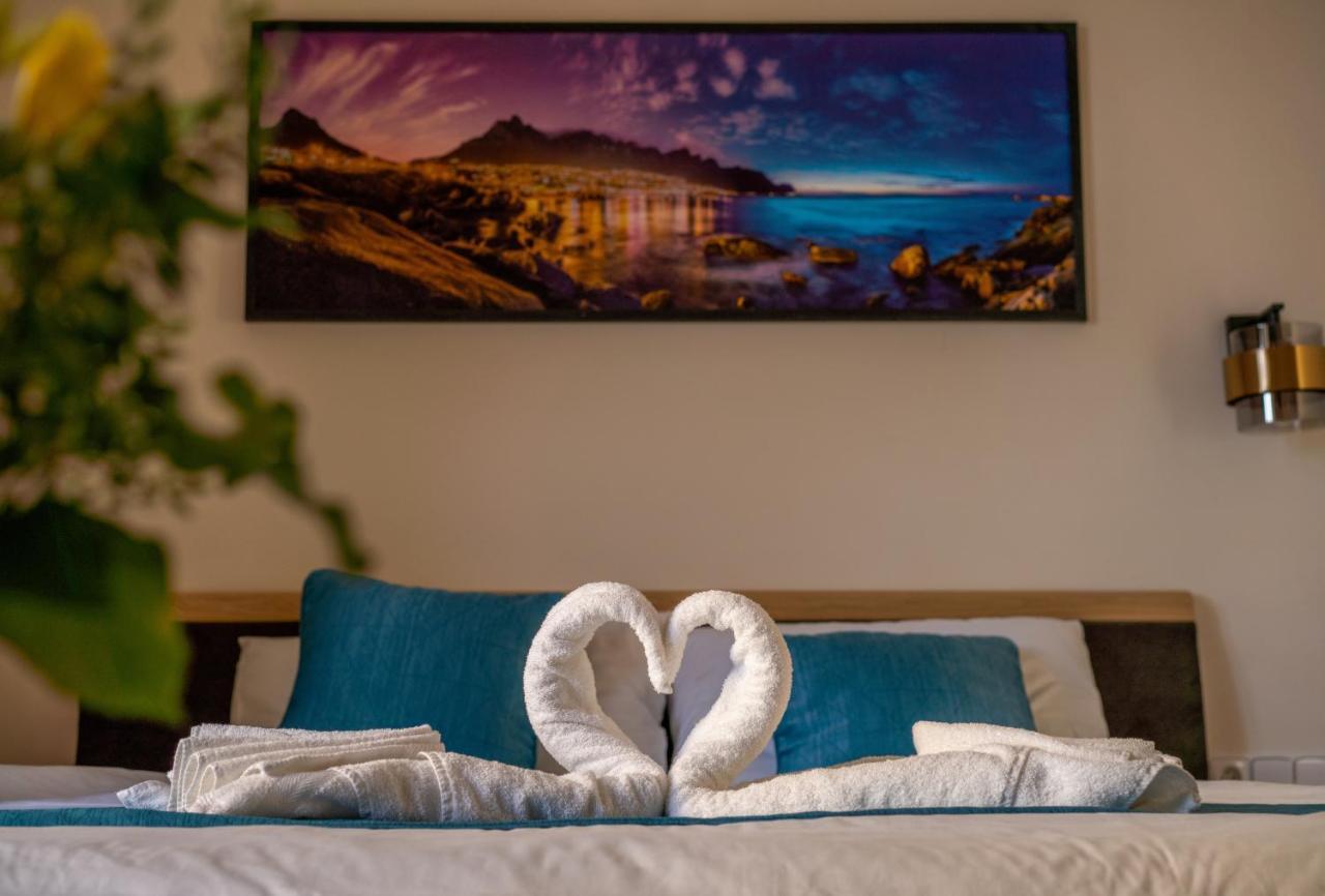 Exclusive Apartment With A View Of Prague Castle And Vltava River Εξωτερικό φωτογραφία