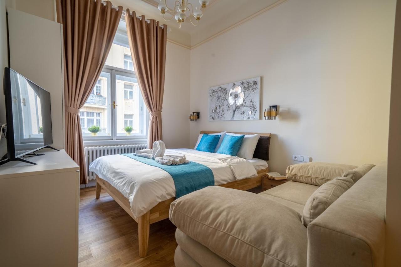 Exclusive Apartment With A View Of Prague Castle And Vltava River Εξωτερικό φωτογραφία
