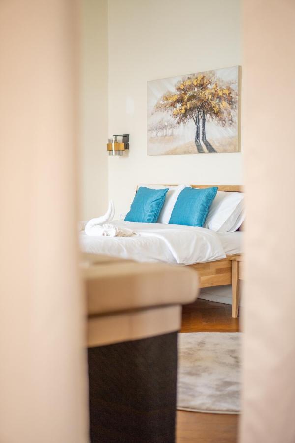 Exclusive Apartment With A View Of Prague Castle And Vltava River Εξωτερικό φωτογραφία